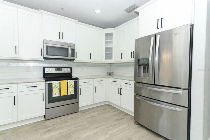 Image No.17-3 Bed Townhouse for sale