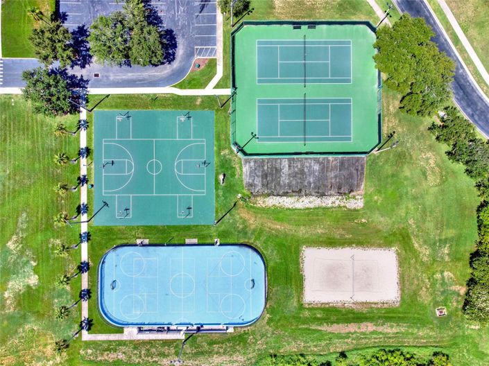 Image No.65-5 Bed House for sale