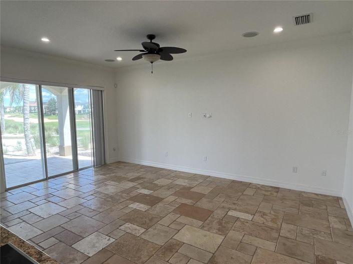 Image No.25-5 Bed House for sale