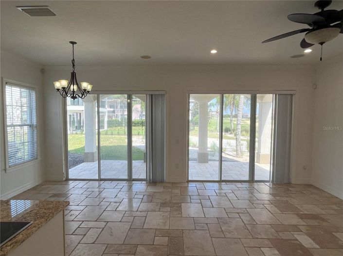 Image No.33-5 Bed House for sale