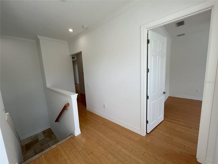 Image No.60-5 Bed House for sale