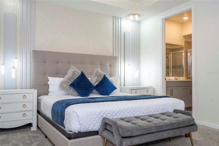 Image No.11-5 Bed Townhouse for sale