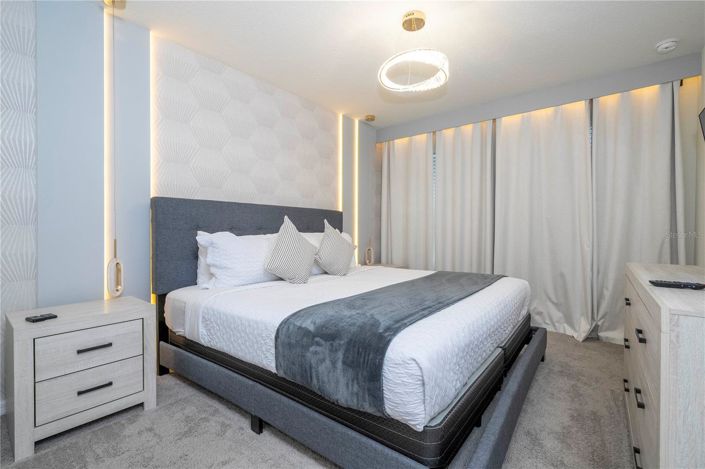 Image No.70-5 Bed Townhouse for sale