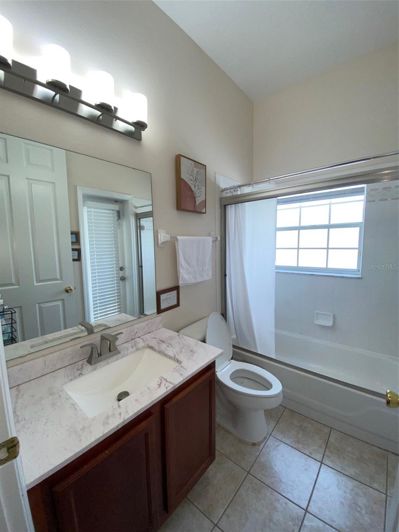 Image No.20-4 Bed House for sale