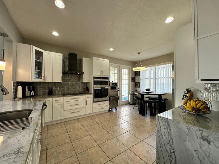 Image No.15-5 Bed House for sale