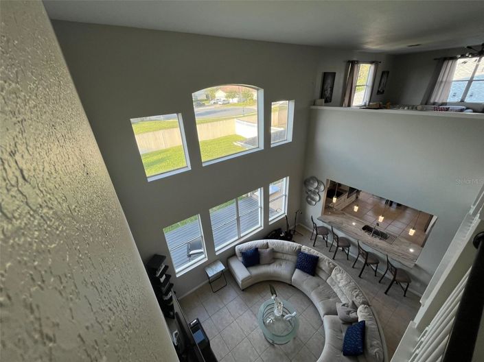 Image No.7-5 Bed House for sale