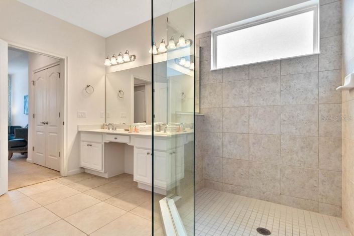 Image No.13-7 Bed House for sale