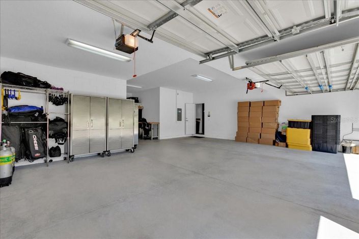 Image No.12-4 Bed House for sale