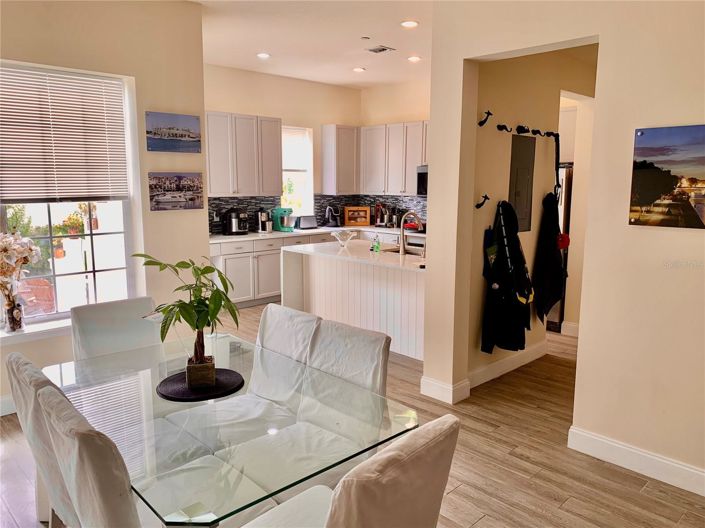 Image No.10-3 Bed Townhouse for sale