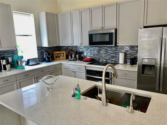 Image No.12-3 Bed Townhouse for sale