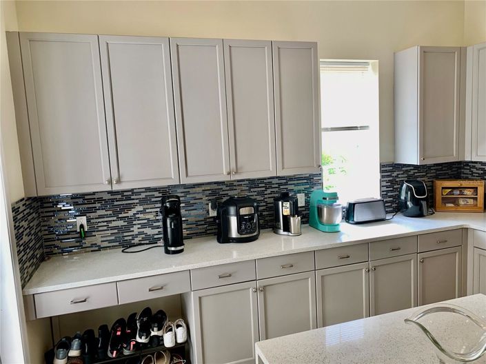 Image No.14-3 Bed Townhouse for sale