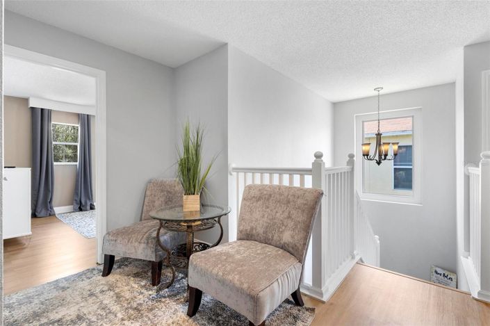 Image No.18-6 Bed House for sale