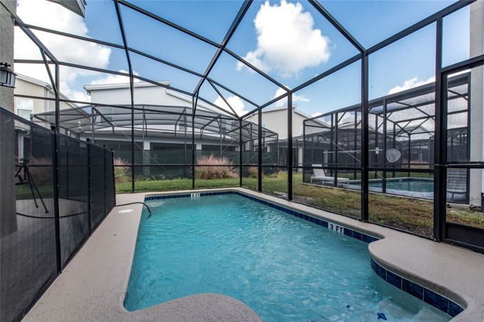 Image No.6-5 Bed House for sale