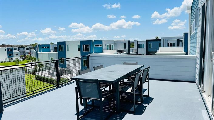 Image No.9-5 Bed Apartment for sale