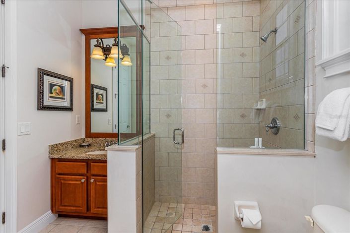 Image No.20-4 Bed House for sale