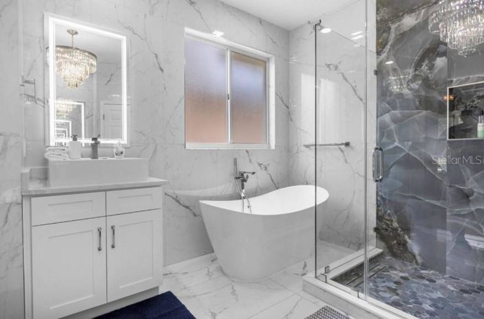 Image No.27-5 Bed House for sale