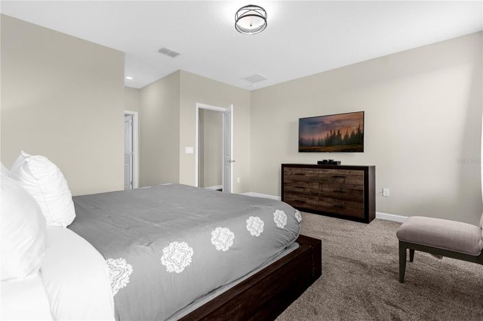 Image No.26-6 Bed House for sale