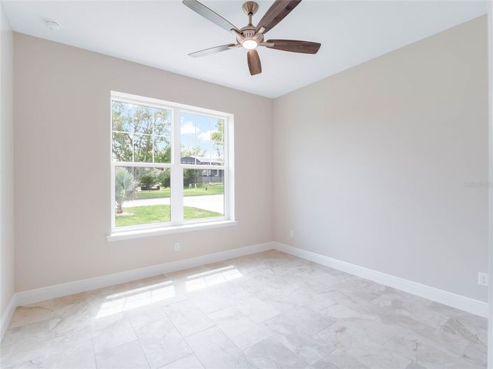 Image No.24-4 Bed House for sale