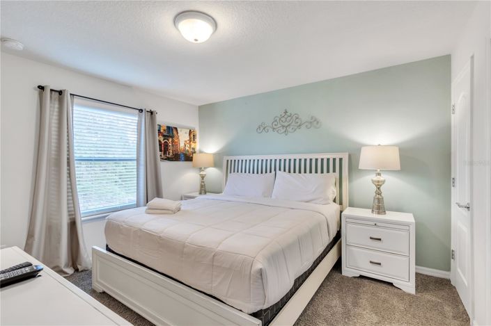 Image No.28-8 Bed House for sale