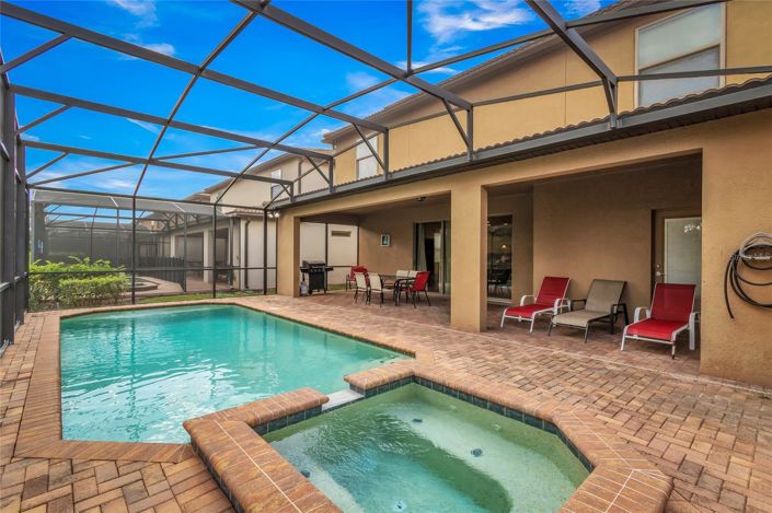 Image No.3-8 Bed House for sale