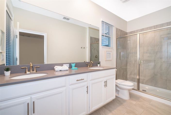 Image No.13-5 Bed House for sale