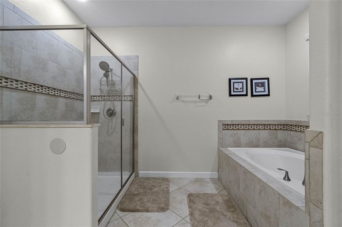 Image No.18-8 Bed House for sale