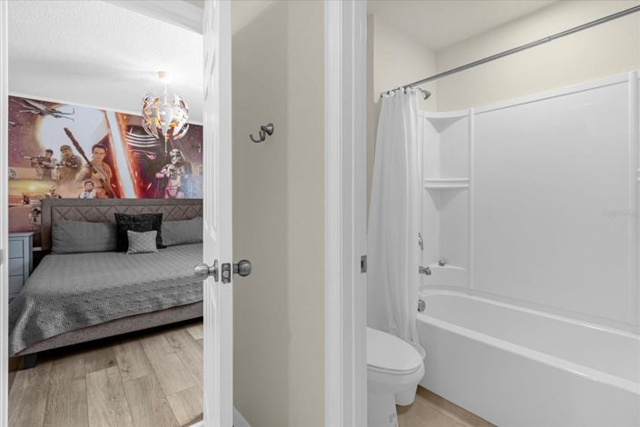 Image No.27-7 Bed House for sale