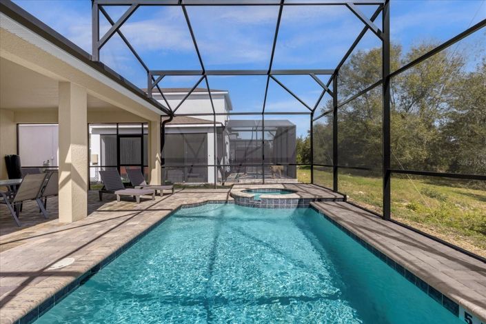 Image No.43-7 Bed House for sale