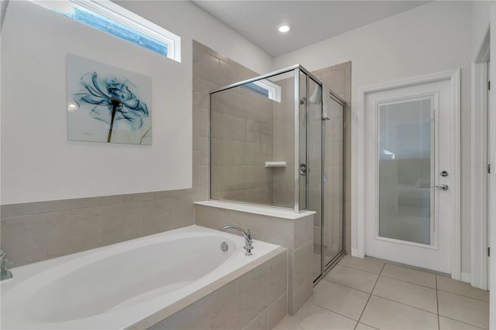 Image No.15-6 Bed House for sale