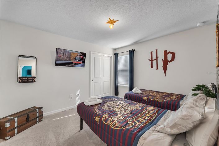 Image No.24-6 Bed House for sale