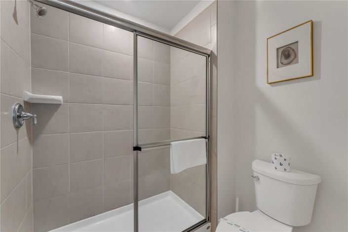 Image No.33-6 Bed House for sale