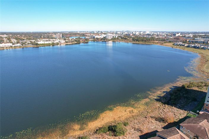 Image No.74-3 Bed Townhouse for sale