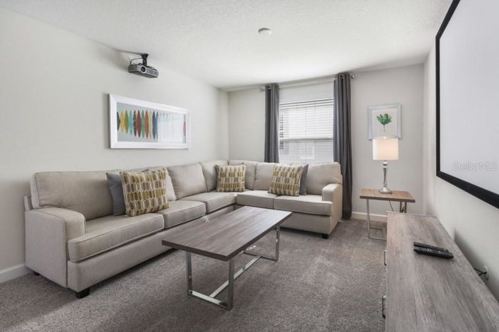 Image No.15-6 Bed House for sale