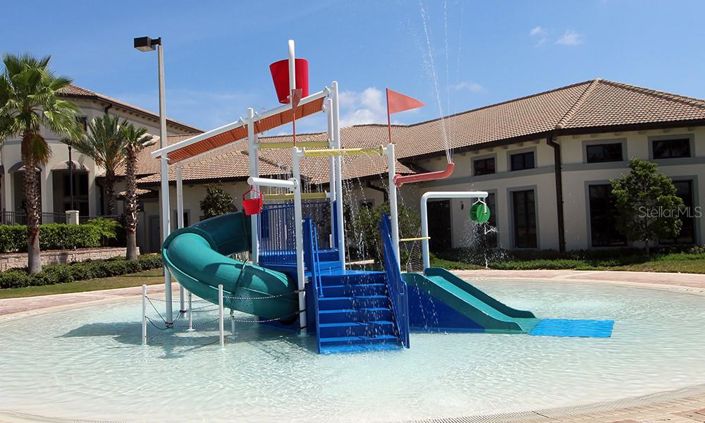 Image No.32-6 Bed House for sale