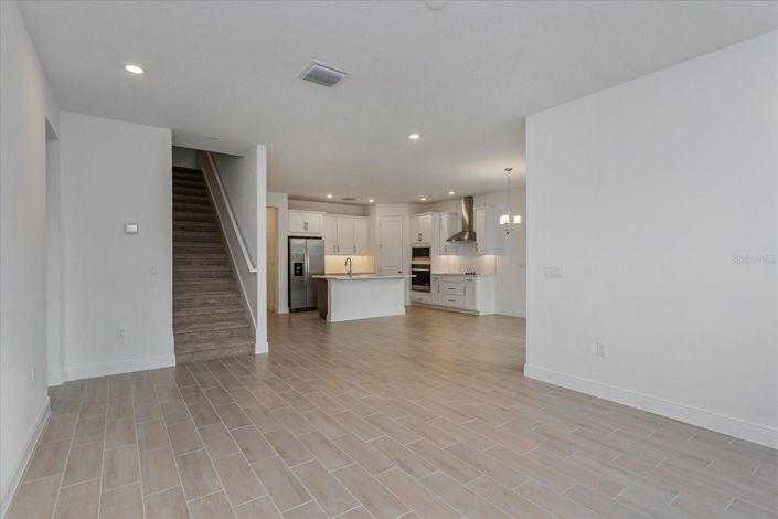 Image No.10-3 Bed House for sale