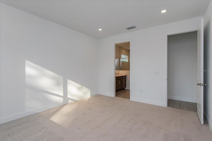 Image No.12-3 Bed House for sale