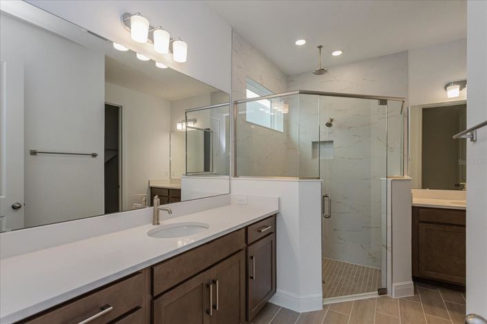 Image No.13-3 Bed House for sale