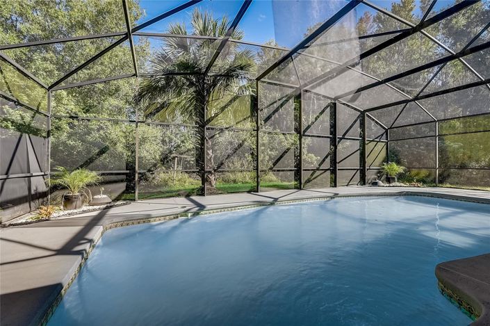 Image No.76-6 Bed House for sale