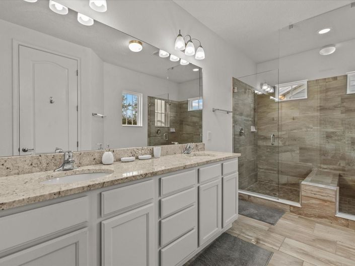 Image No.36-5 Bed House for sale