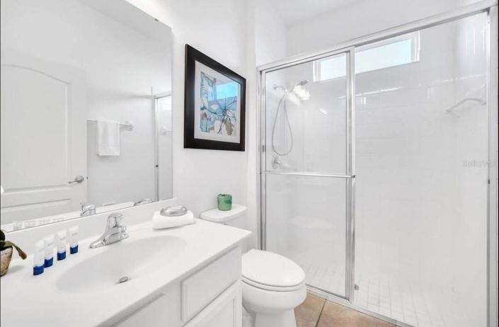 Image No.19-6 Bed House for sale