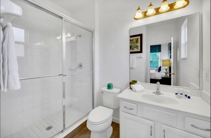 Image No.20-6 Bed House for sale