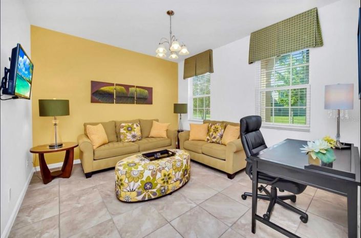 Image No.9-6 Bed House for sale