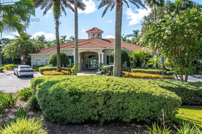 Image No.68-7 Bed House for sale