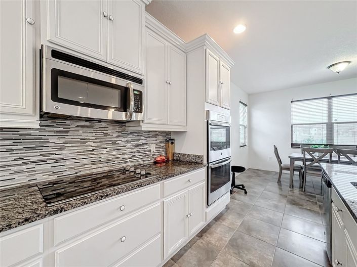 Image No.2-5 Bed House for sale