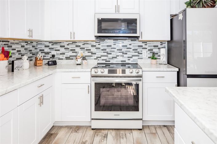 Image No.23-6 Bed House for sale