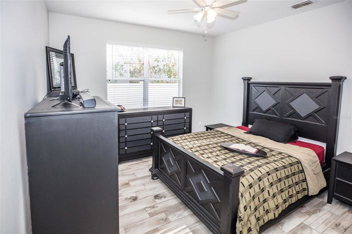 Image No.43-6 Bed House for sale