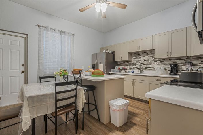 Image No.19-5 Bed House for sale