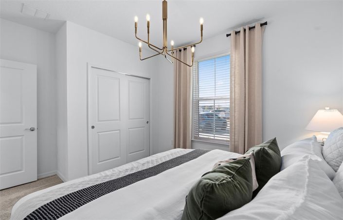 Image No.8-5 Bed Townhouse for sale