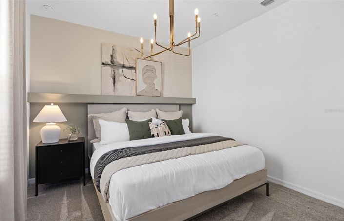 Image No.9-5 Bed Townhouse for sale