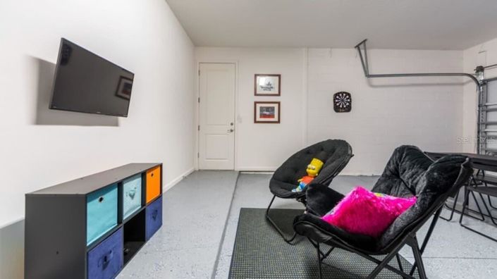 Image No.10-6 Bed House for sale